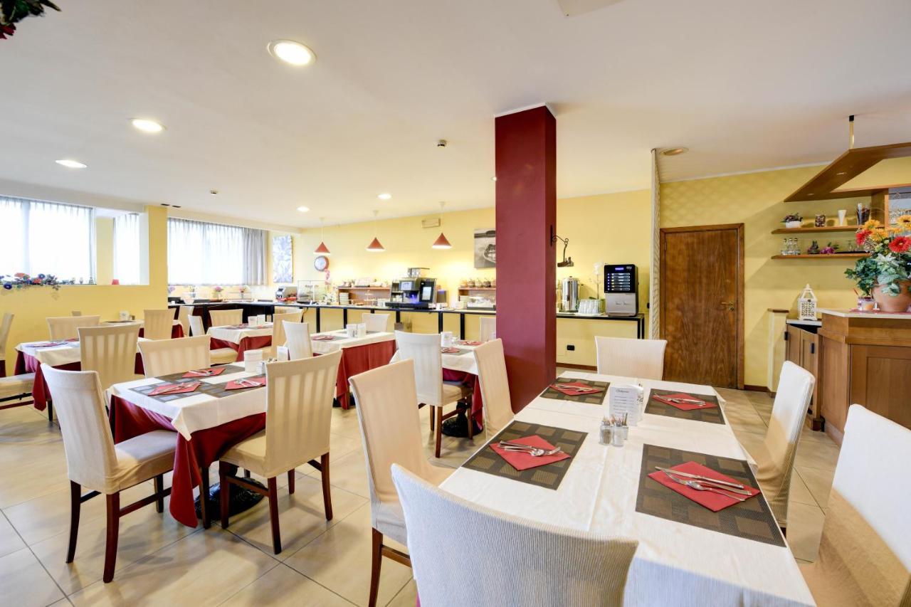 Hotel Lido International