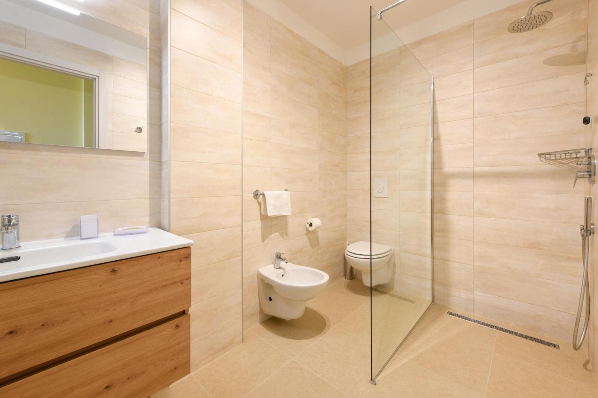 Lido International Hotel 4*